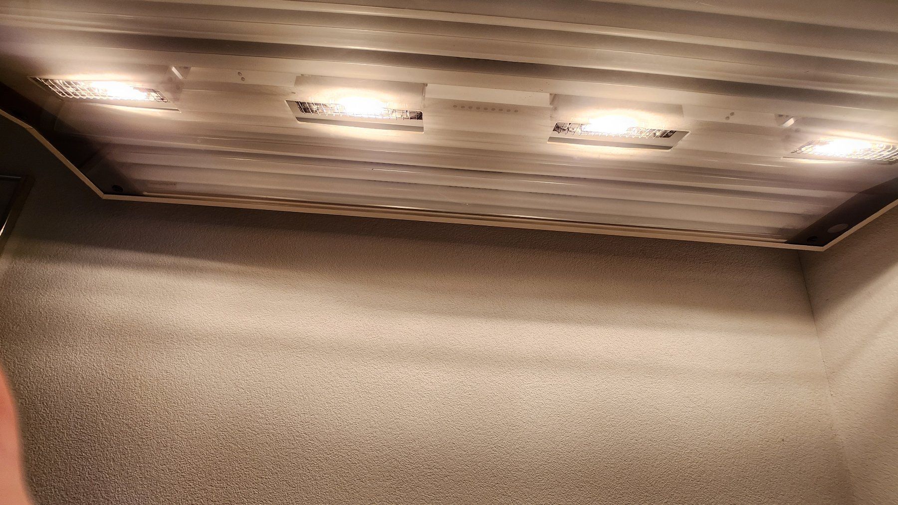 Solarium: Solarium mit Deckenlift UWE 7319 – Usato da Merligen venduto da Waldrand88 4