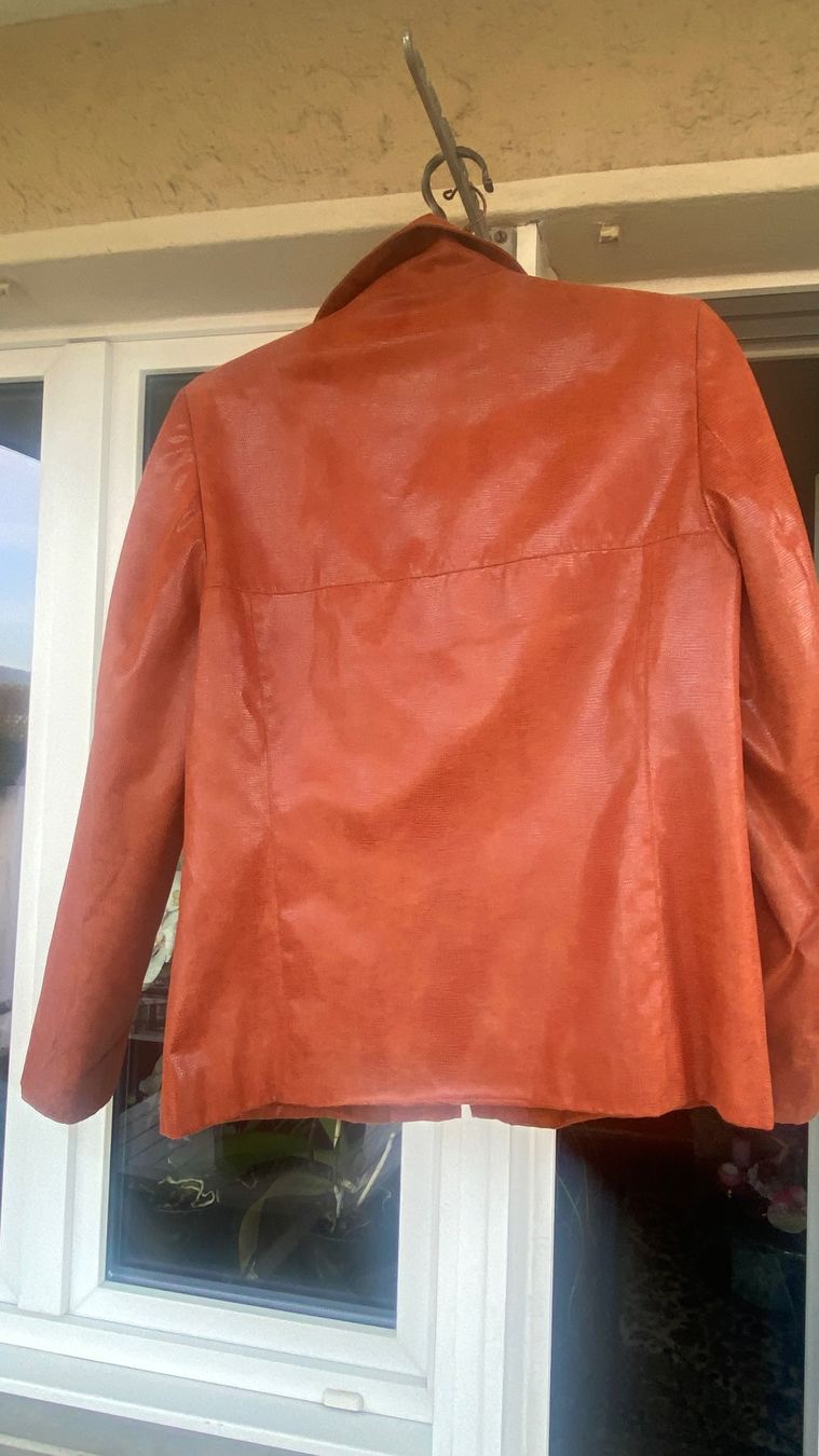 Giacche: Jacke – Usato da luzern venduto da bar_5gtr 1
