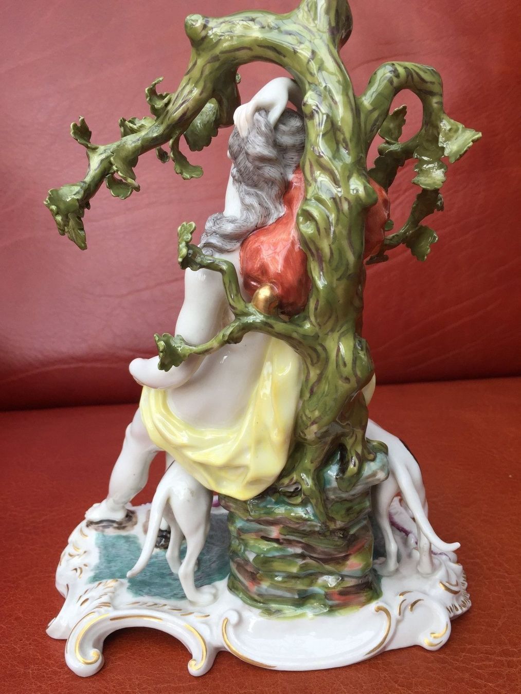 Sculture & Statue: antike Nymphenburgfigur – Usato da St. Gallen venduto da Blin 6