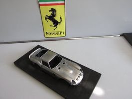 FERRARI " STUNNING AUTOMOTIVE ART SCULPTURE" 1:43 NEU UNIKAT