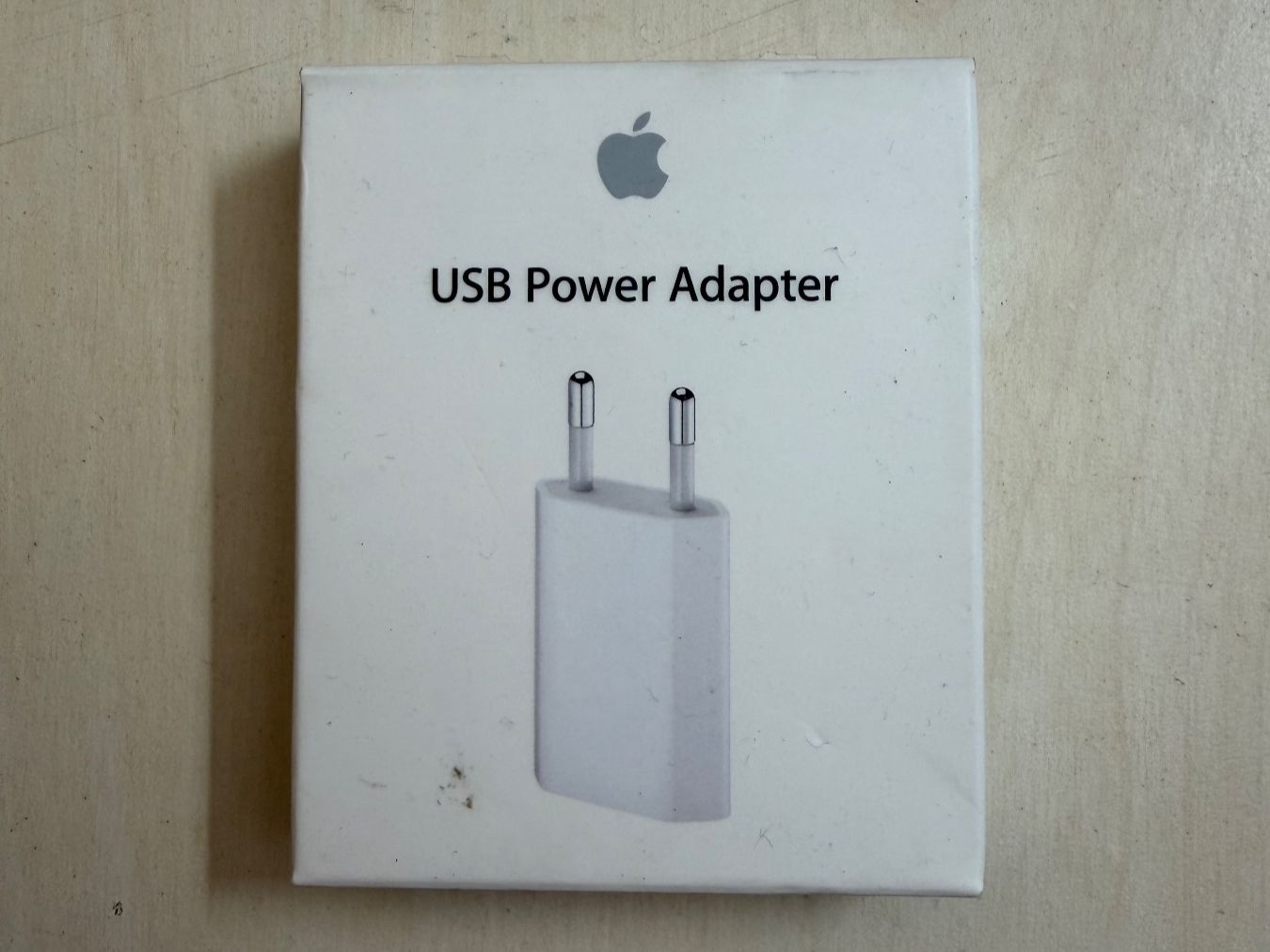 Apple Caricabatterie: Apple USB Power Adapter – Nuovo e nell'imballaggio originale da Bassersdorf venduto da Dako