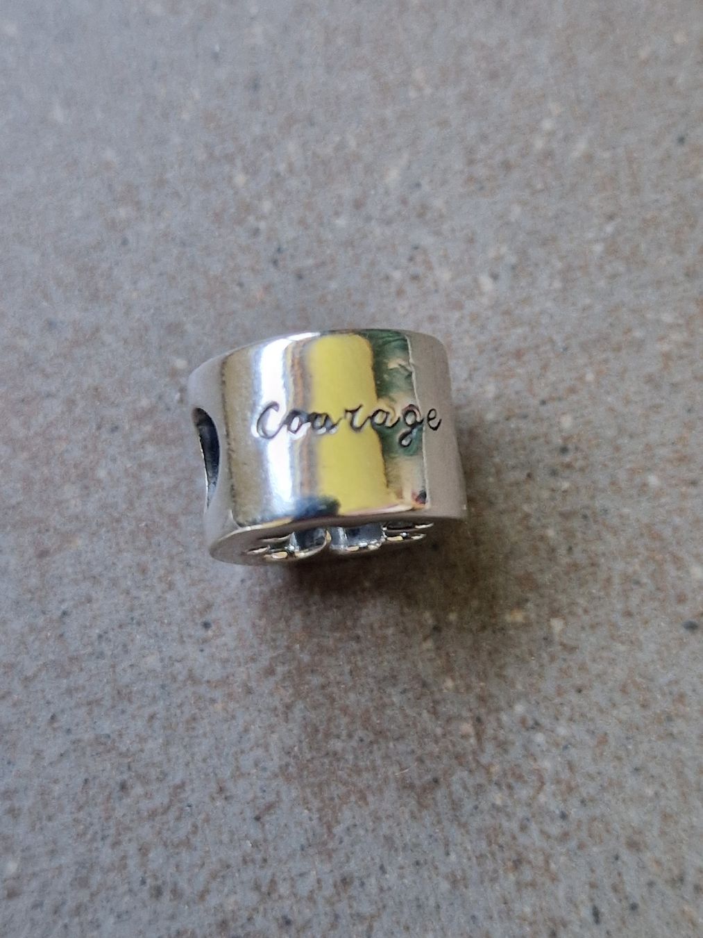 Pandora Ciondoli: Pandora Charm Luck Kleeblatt – Nuovo (secondo la descrizione) da Lichtensteig venduto da Cocabana_16 2