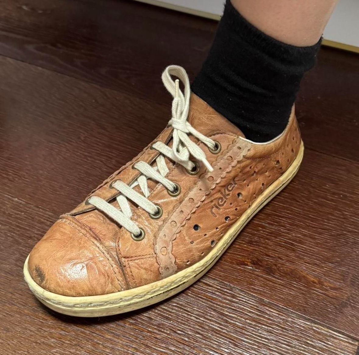 Rieker Scarpe da uomo: rieker hell braune leder sneaker mit muster – Usato da Brig venduto da hanasm22 4