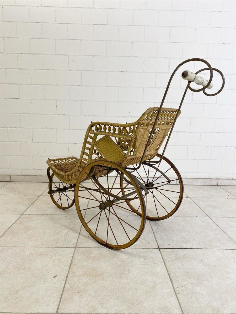 Carrozzine: Antiker Kinderwagen Ende 19. Jh. – Usato da Wienacht-Tobel venduto da Vintage_Wolf 5