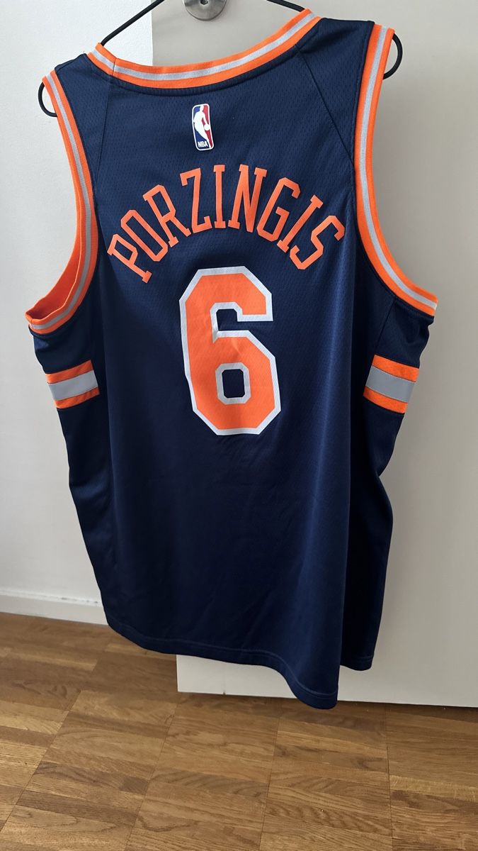 Nike Canottiere & Pantaloni: New York Knicks Vintage Jersey – Nuovo (secondo la descrizione) da Zürich venduto da SisterCarrie 2