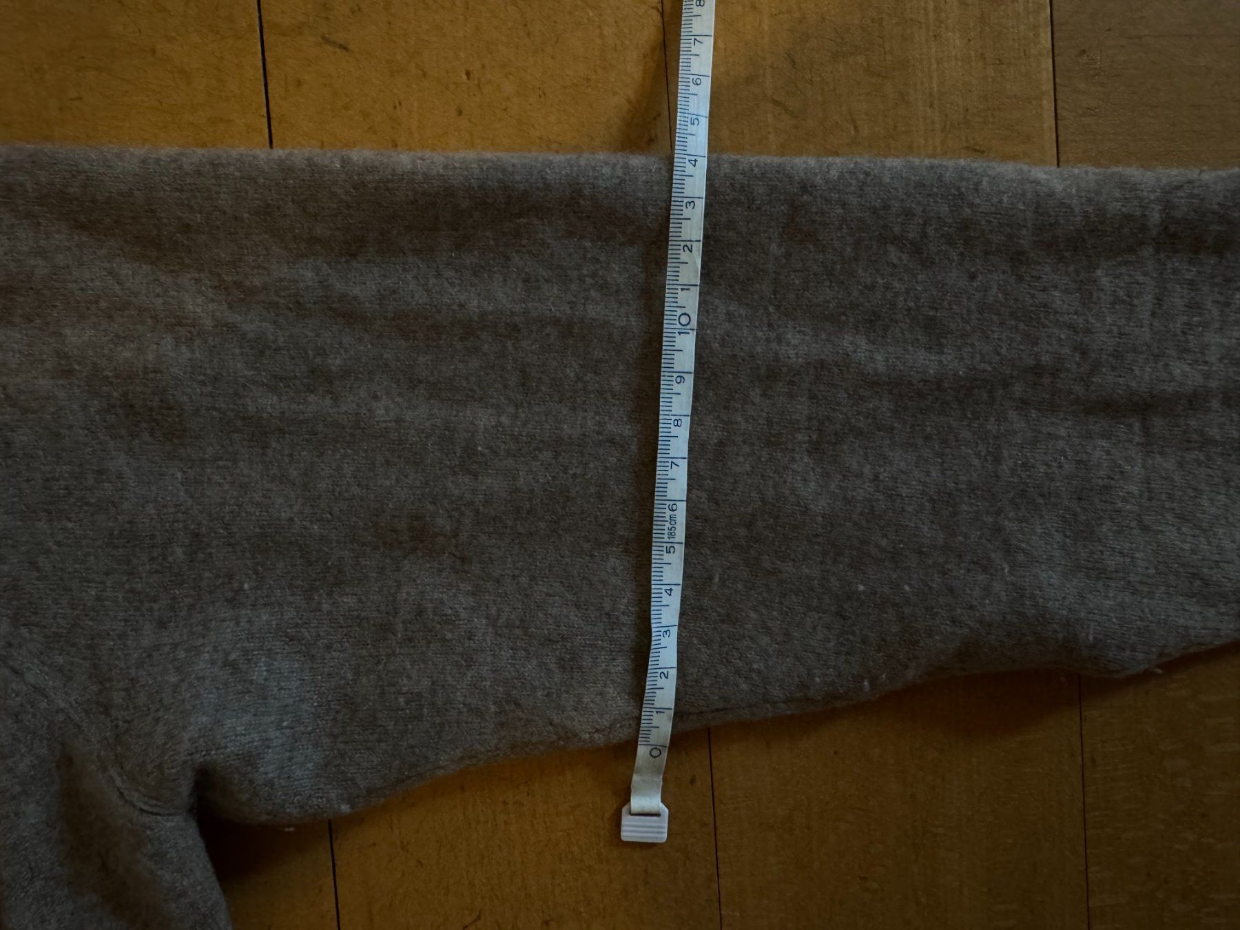 Maddison Vestes: Cashmere Cardigan – D'occasion à Zollikon par lui_gqg9 3