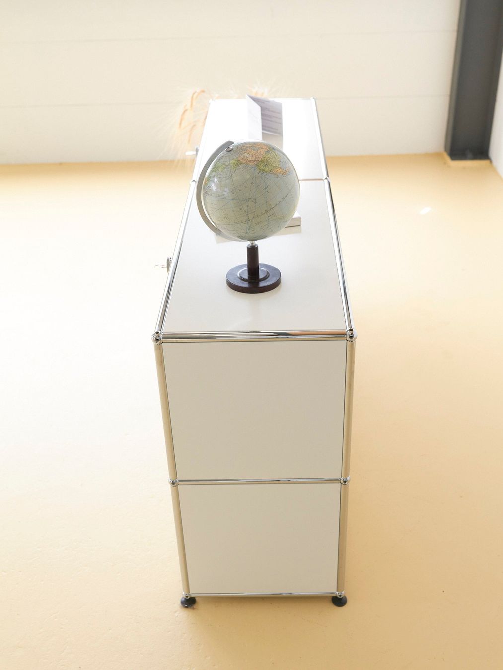 USM Cassettiere: USM Haller Sideboard | Weiss | Neuwertig – Usato da Meinisberg venduto da atelier_TILIJA 3