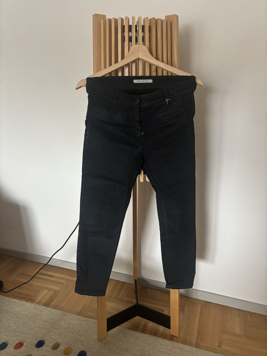 Pantaloni: Black silky pants – Usato da Zürich venduto da pikilo