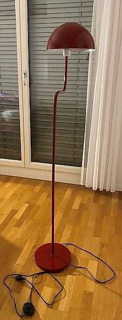 Lampade: Rote LED-Stehlampe für Wohn- oder Kinderzimmer – Nuovo e nell'imballaggio originale da Spiez venduto da Ricardo_Sam 1