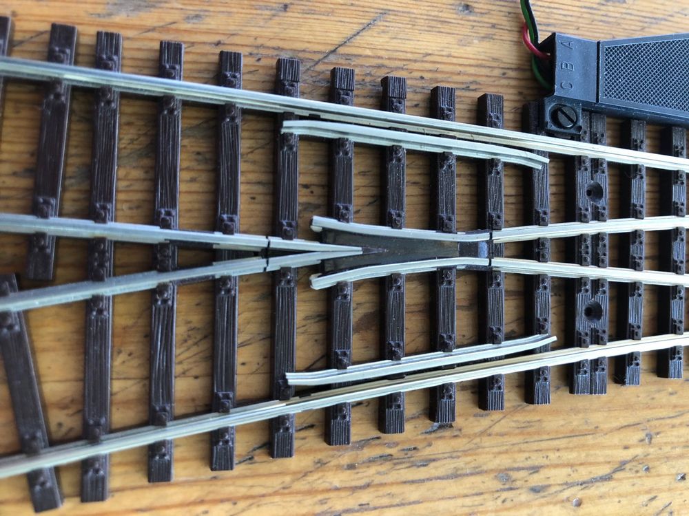 Konvolut ROCO LINE 2,1 m/m Weichen HO/DC aus Rückbau (Gebraucht) in ...