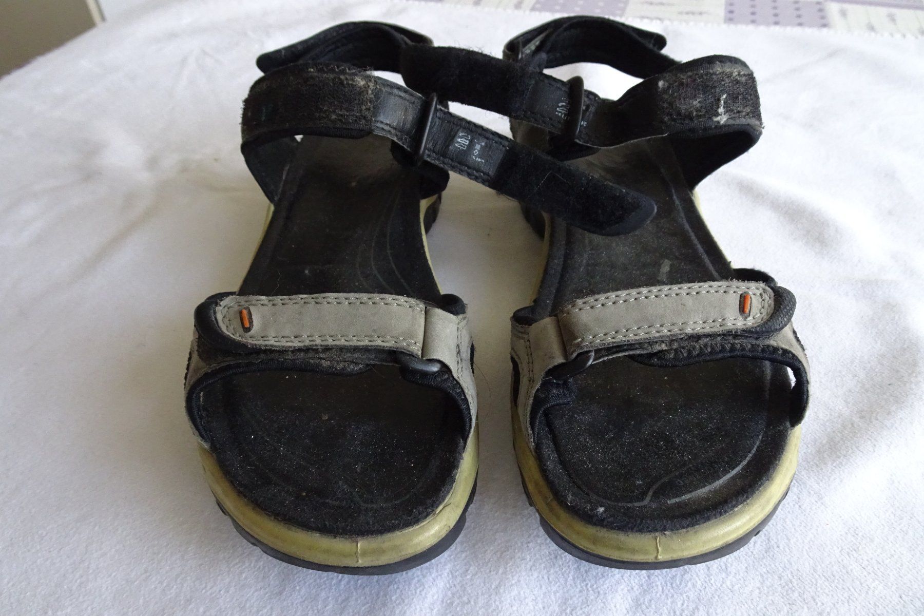 Ecco Scarpe da uomo: ecco Sandalen Gr. 39 – Usato da Strengelbach venduto da schmetterling20 1
