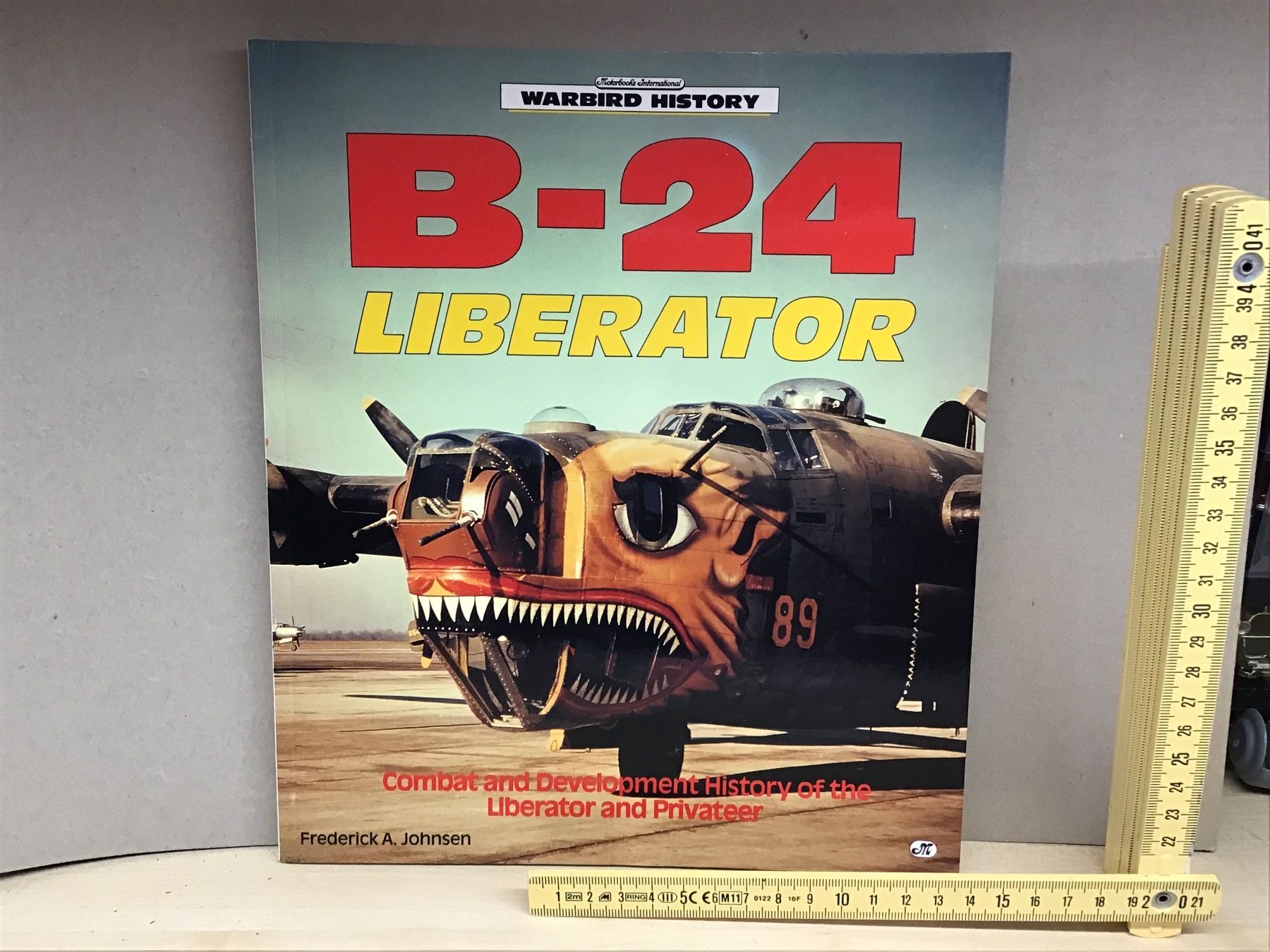 Libri: B-24 Liberator - Flugzeuge – Usato da Männedorf venduto da Modell-Spezialisten