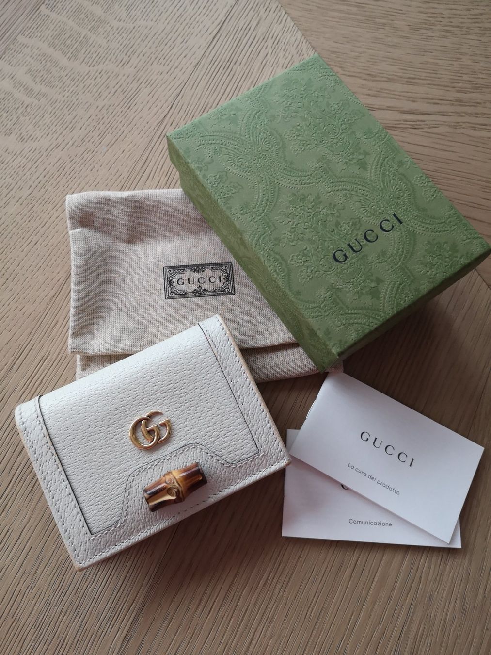 Gucci Portamonete: GUCCI Diana Portemonnaie – Usato da Wollerau venduto da Vinagoni