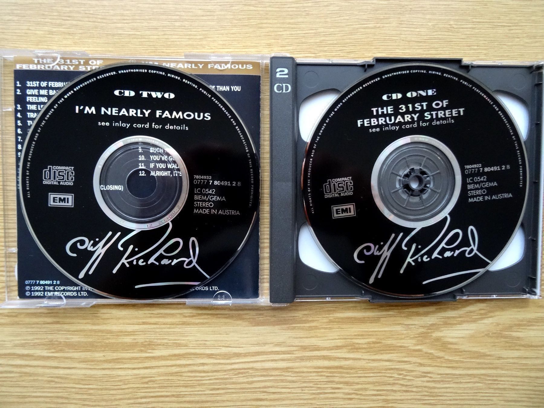 CD: Cliff Richard CD 2 Alben in einem! – Usato da Zürich venduto da burdan 2