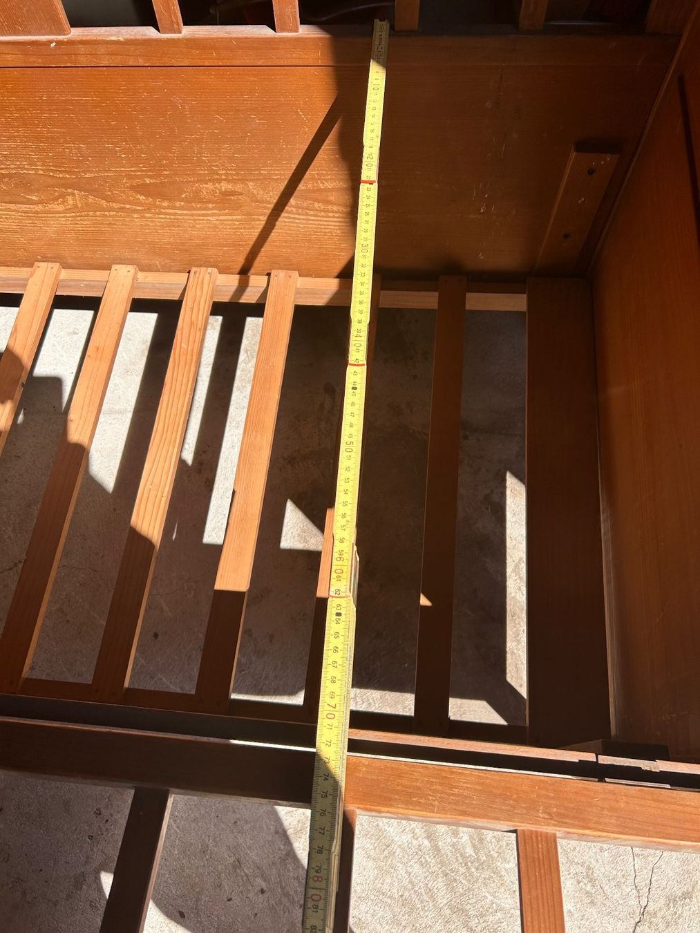 Letti: Altes Kinderbett aus Holz – Usato da Aristau venduto da WalterM06 5