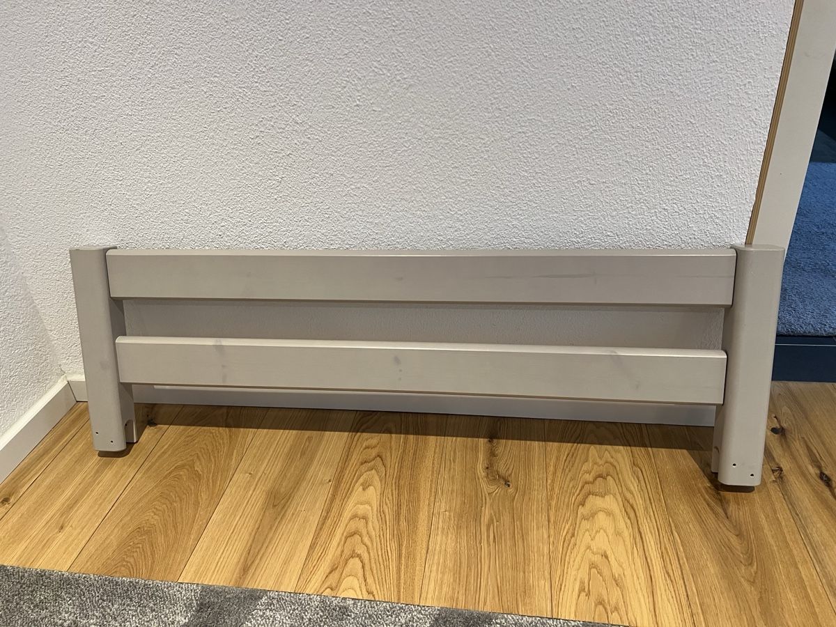Letti: Flexa CLASSIC Absturzsicherung 1/2 – Usato da Buckten venduto da chb_l96z