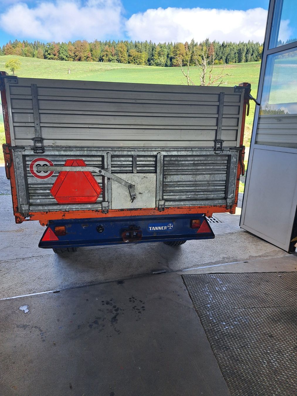 Kipper: Tanner 3 Seiten Kipper 8T – Gebraucht aus Utzenstorf von wuuzservice 9