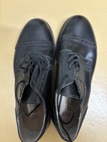 Lederschuhe