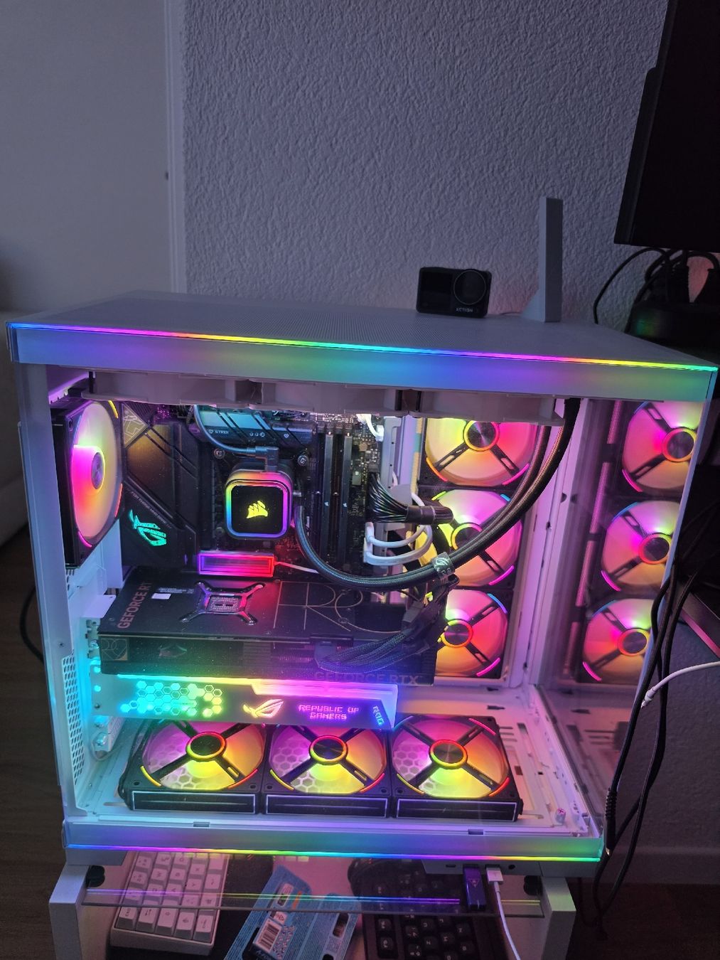 Nvidia PCs: High End Gaming PC | RTX – Neuf (Voir description) à Vaduz par AlexVer