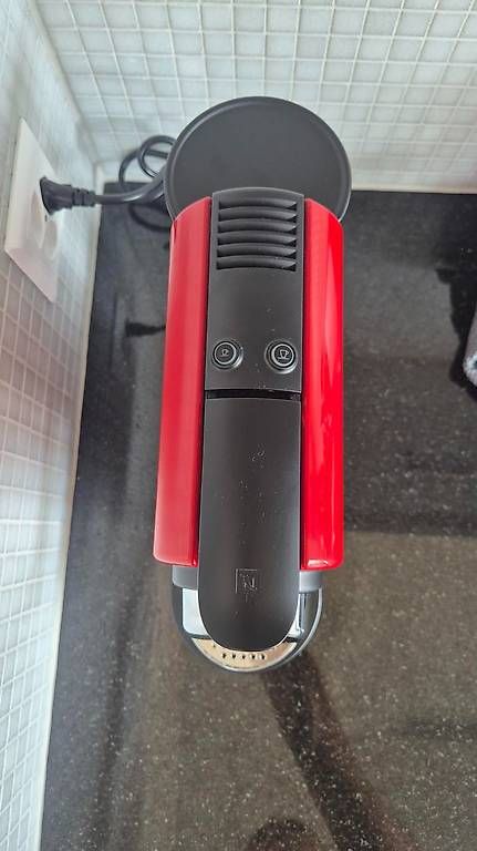 Machines à café & Machines à expresso: Nespresso Turmix TX170 Citiz  Fire Engine Red – D'occasion à Winterthur par geitam 2