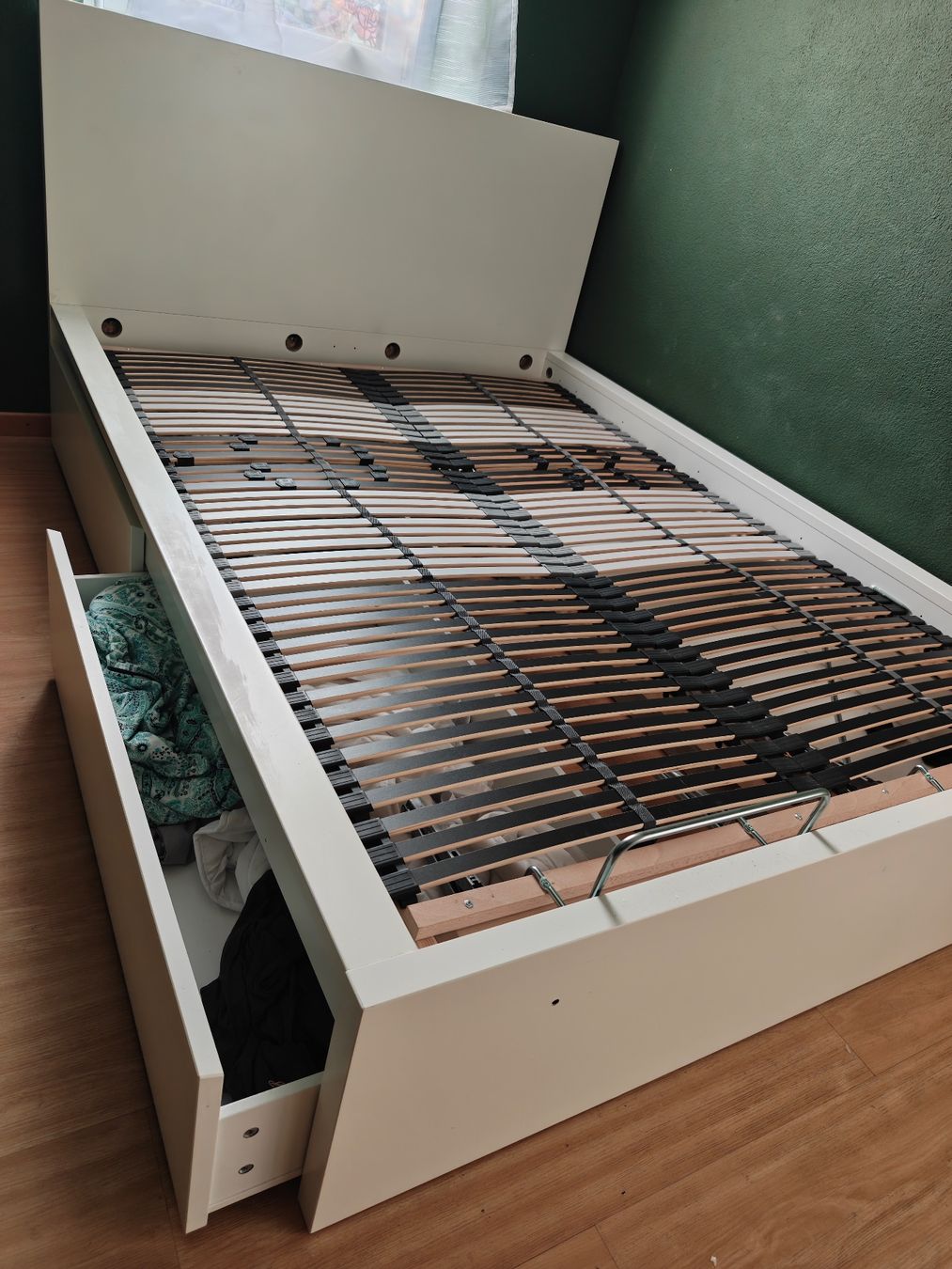 Ikea Lits: Bett mit Lattenrost 140x200 – D'occasion à Braunau par jdo_8n25 1