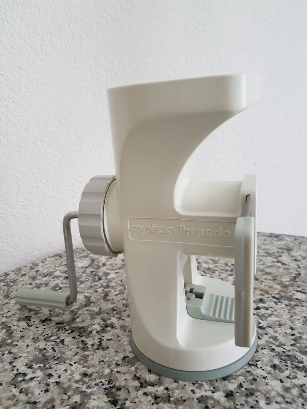 Zyliss Elettrodomestici da cucina: Zyliss Fleischwolf TORNADO NEU – Usato da Wallisellen venduto da Swissline11 2