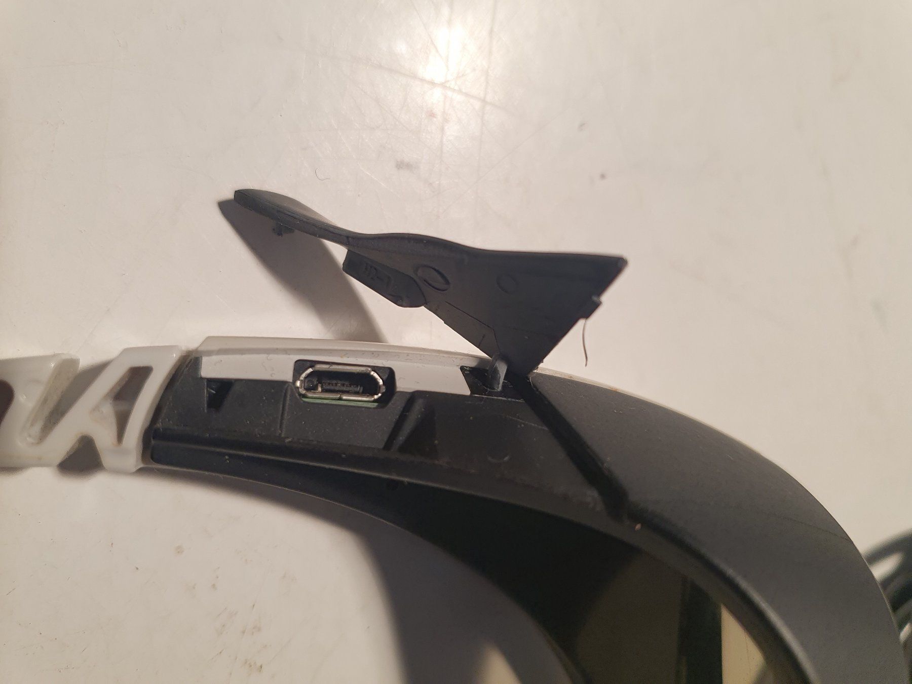 Occhiali & Lenti: SONY 3D Brille – Usato da Zürich venduto da loosebone 4
