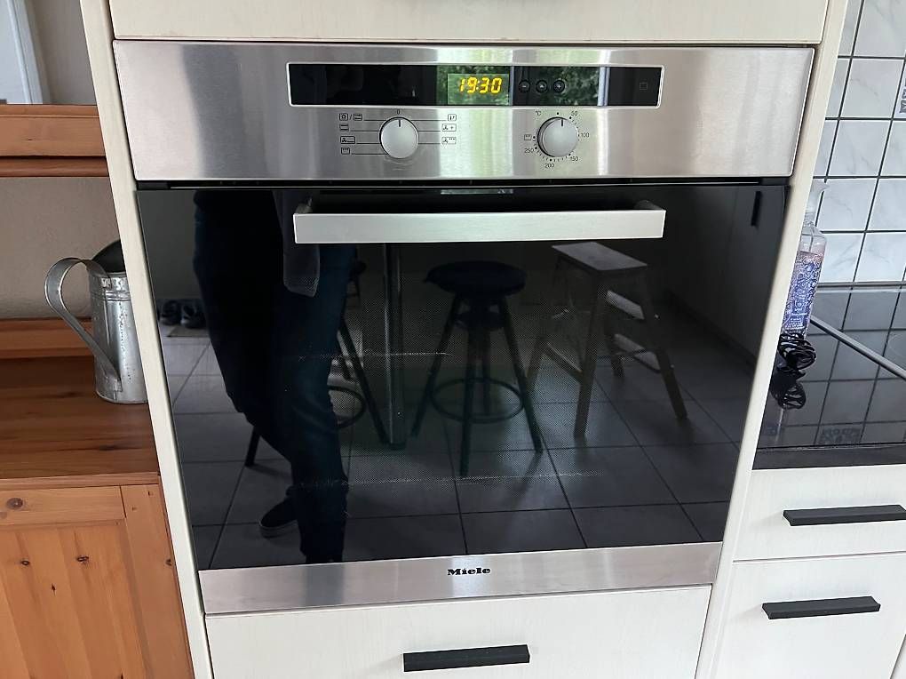 Cucine complete: Cuisine complète avec îlot, granit et appareils Miele – Usato da Portalban venduto da manu1784 2