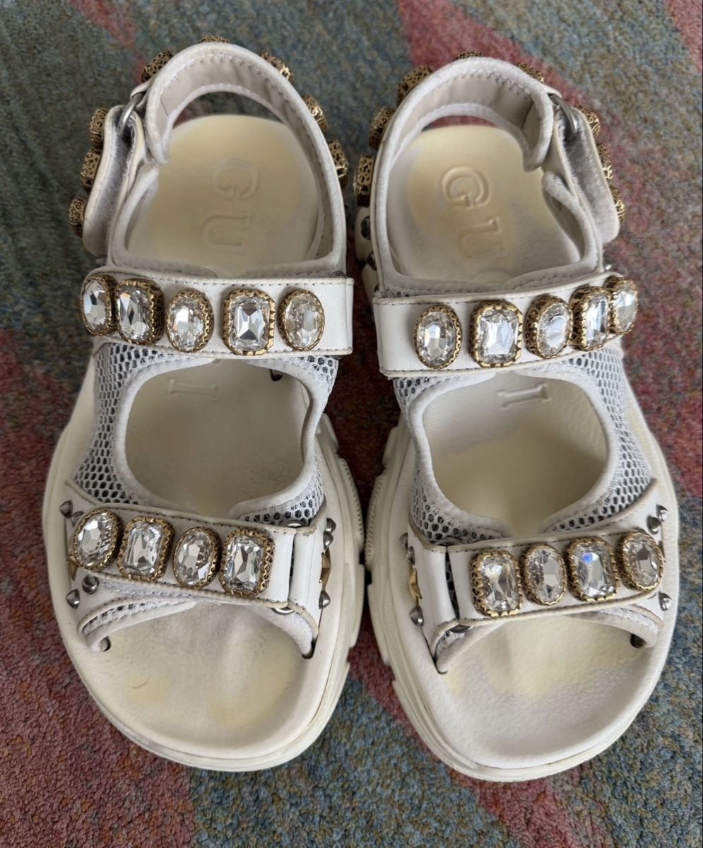 Gucci Scarpe da donna: Gucci Aguru crystal sandals  – Usato da Lausanne venduto da Loyal_8 3