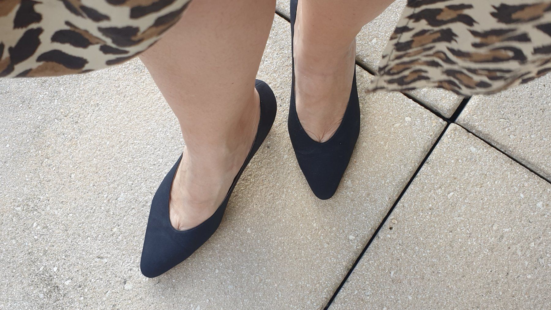 Scarpe da donna: Elégants escarpins, talon doré, taille 39 – Usato da Pully venduto da san_b2w6 1