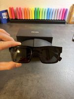 Prada schwarze Sonnenbrille