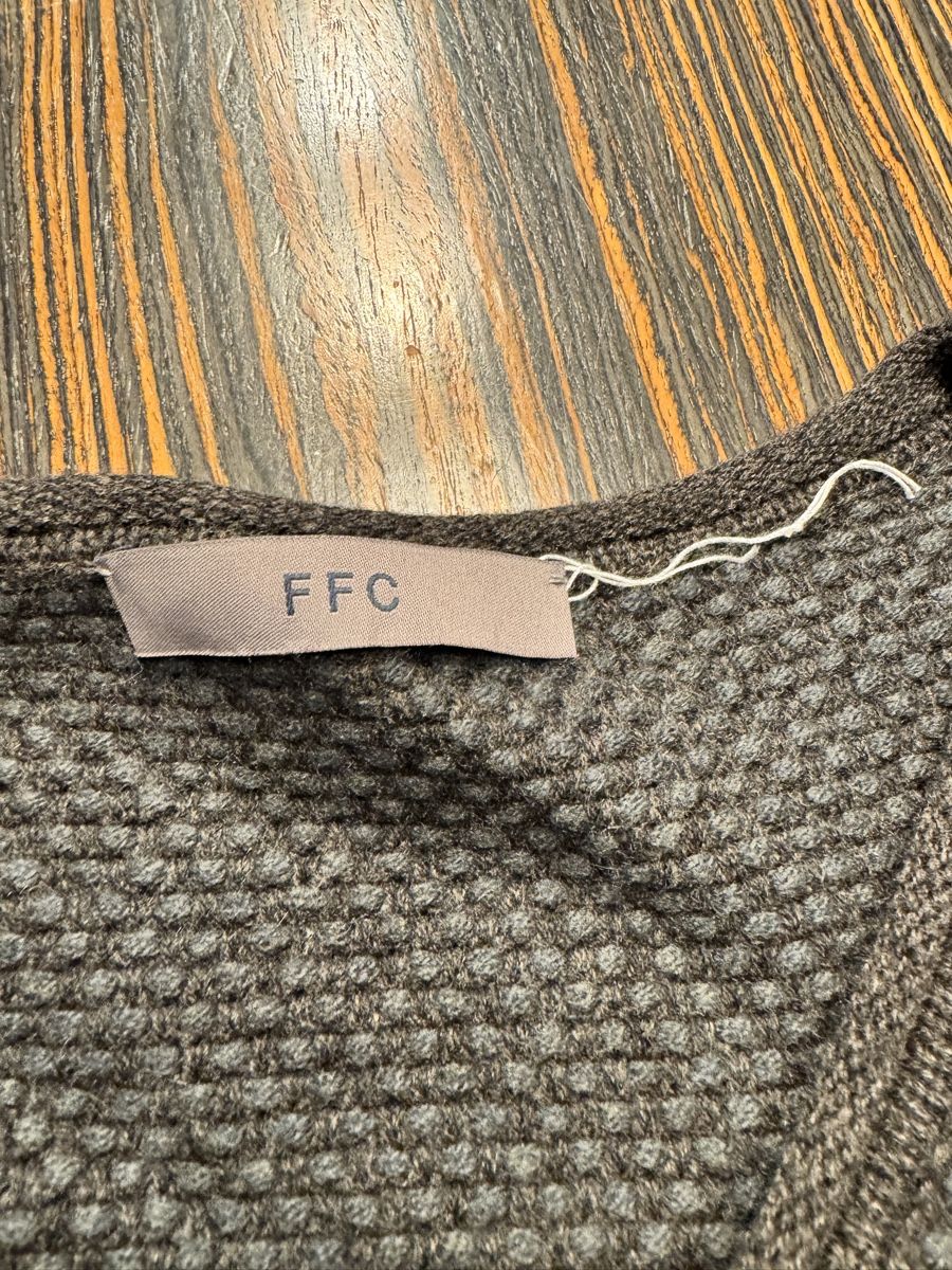 Maglioni & Felpe: strickjacke ffc  gr. 36 – Usato da Seengen venduto da Shiara 1