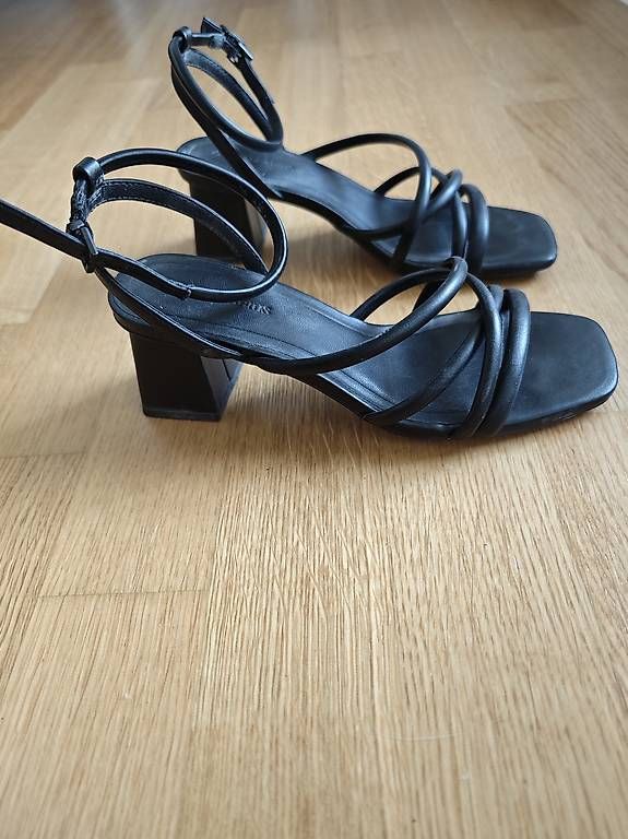 Stradivarius Damenschuhe: Schuhe Stradivarius 36 NEU – Gebraucht aus Altendorf von Crazycat_ 2
