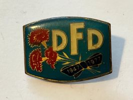 1 Anstecknadel DDR DFD Demokratischer Frauenbund