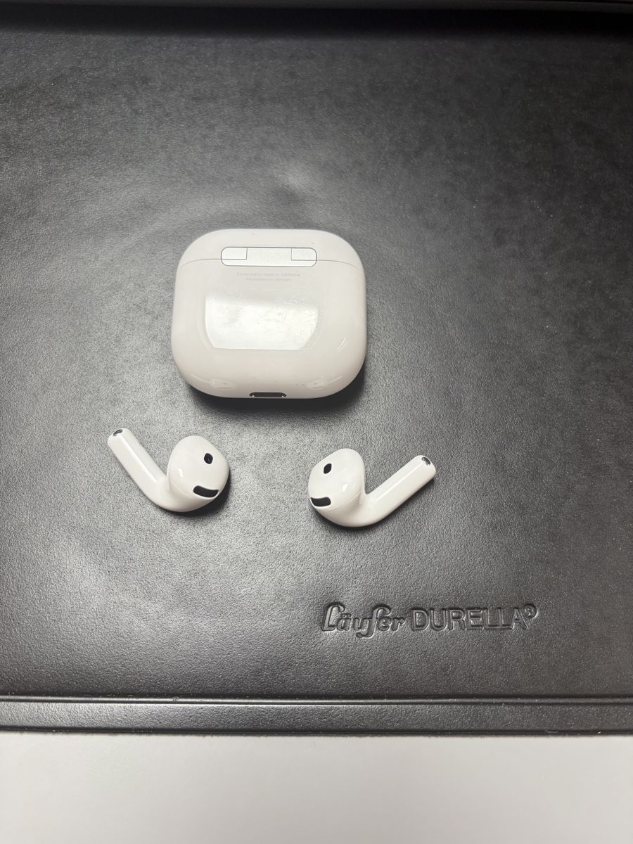 Apple Casques audio: Apple AirPods gen. 4 – Neuf (Voir description) à stettlen par brafam 3