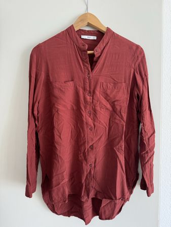Rote Hemdbluse, Mango Suit, Gr. S