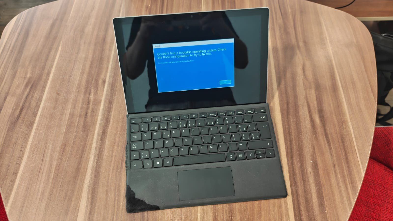 Microsoft Tablet PC: Microsoft Surface Pro 5 - Displayglas gebrochen – Difettoso da Brig venduto da budgetcomputer 1