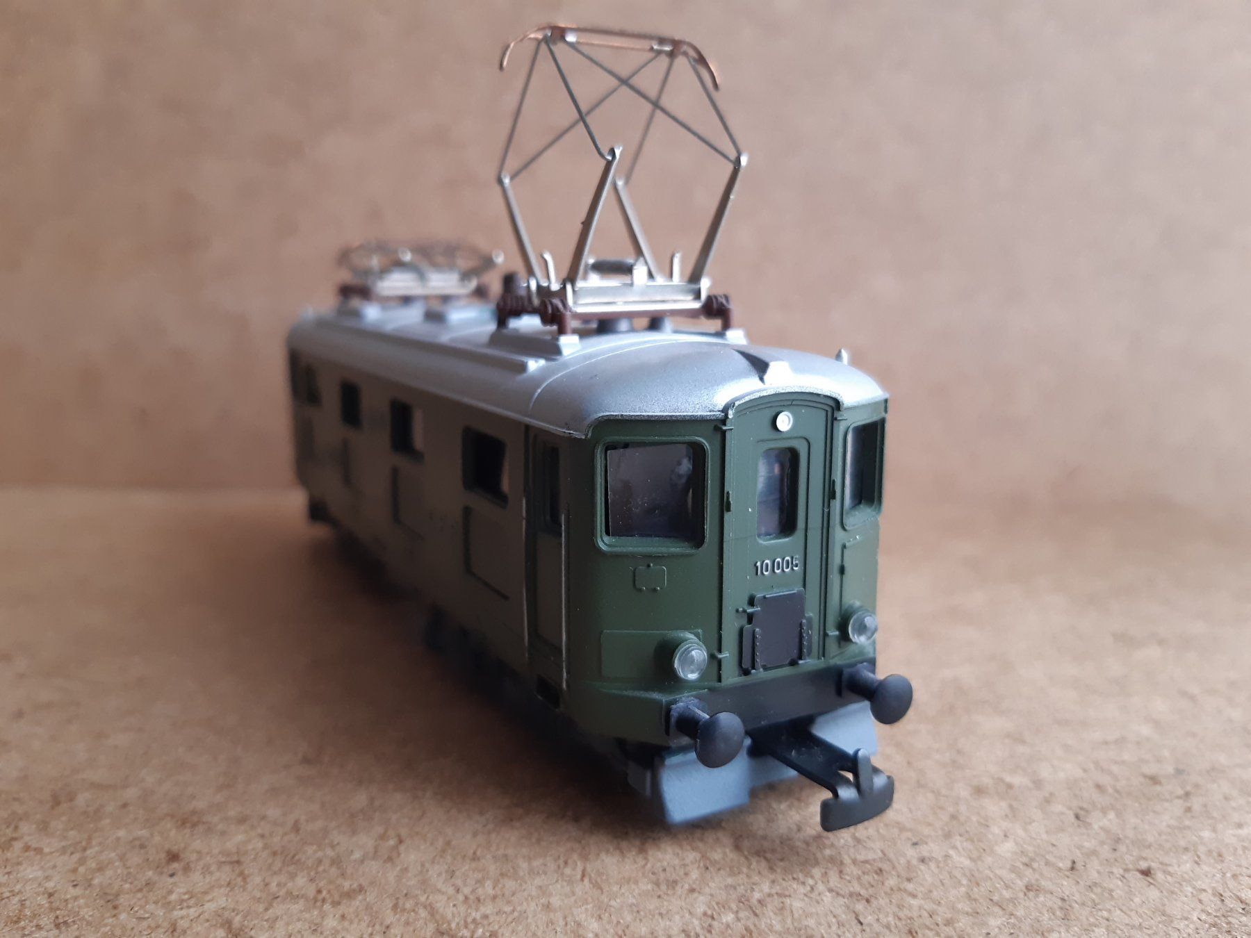 Kleinbahn Modellini di ferrovie: Kleinbahn H0 GS SBB Re 4/4 l – Usato da Greifensee venduto da Lotofbits 5