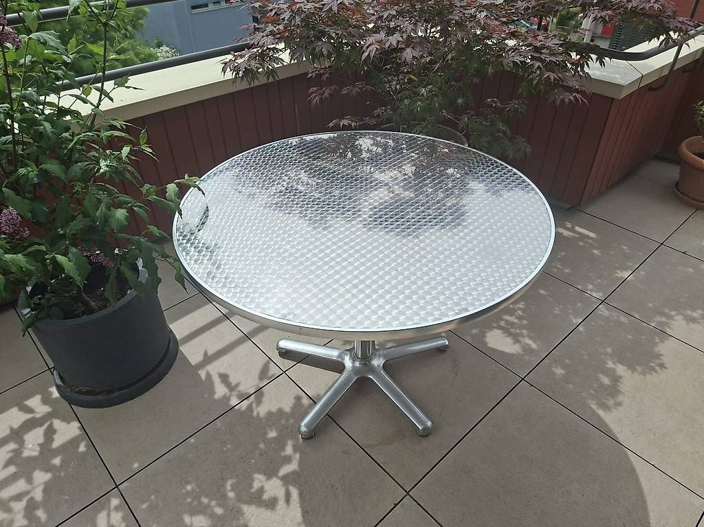 Tavoli: Edelstahl Tisch – Usato da Luzern venduto da Paddy69 2