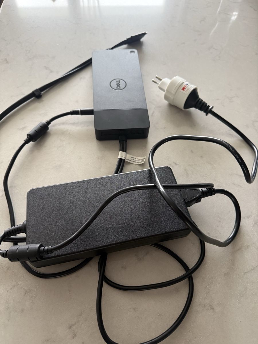 Dell Docking station: Dell Dockingstation WD19DC – D'occasion à Wangen ZH par Fr34k. 2