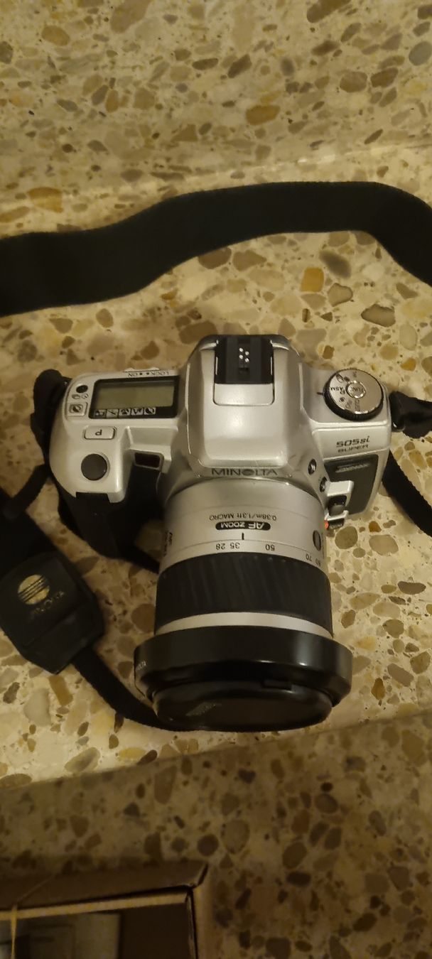 Minolta Kamera: Minolta Dynax 505si Super mit Zubehör – Gebraucht aus Moosseedorf von dfe_s5hz 1