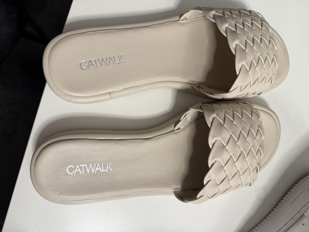 Dosenbach Damenschuhe: Catwalk Sandalen, Gr. 39, Beige – Neu und originalverpackt aus Uzwil von XAriiX
