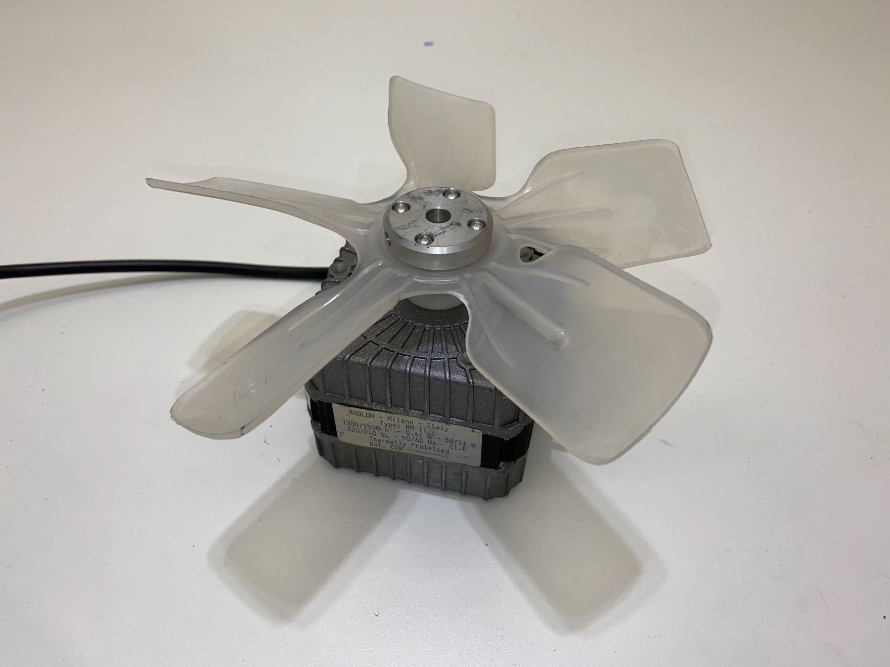 Ventilatori: Ventilator Motor Lüfter Propeller 200mm – Usato da Boswil venduto da ABLagerBoswil 1