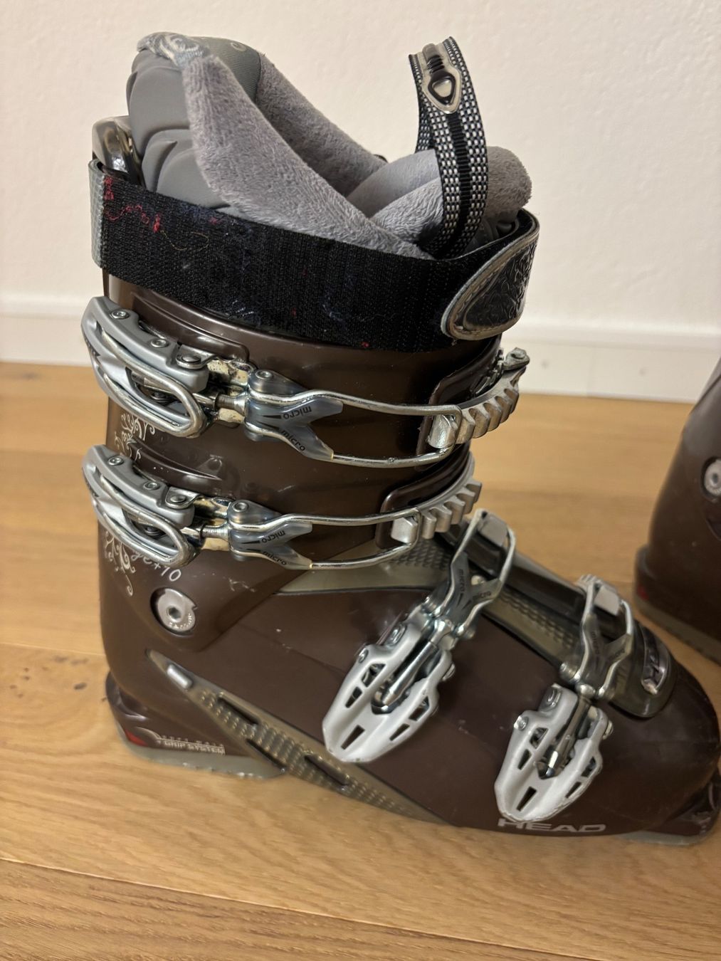 Head Scarpe da donna: Chaussures de ski - Head Edge – Usato da Yens venduto da Lucho04 1
