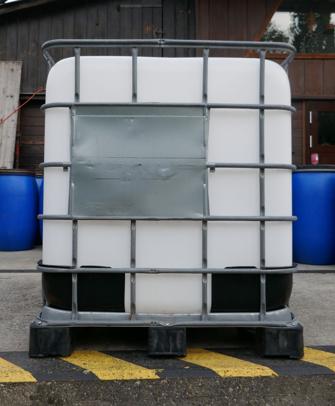 Tränken & Tröge: IBC Tank 1000 Liter – Gebraucht aus Port von uzuku 4
