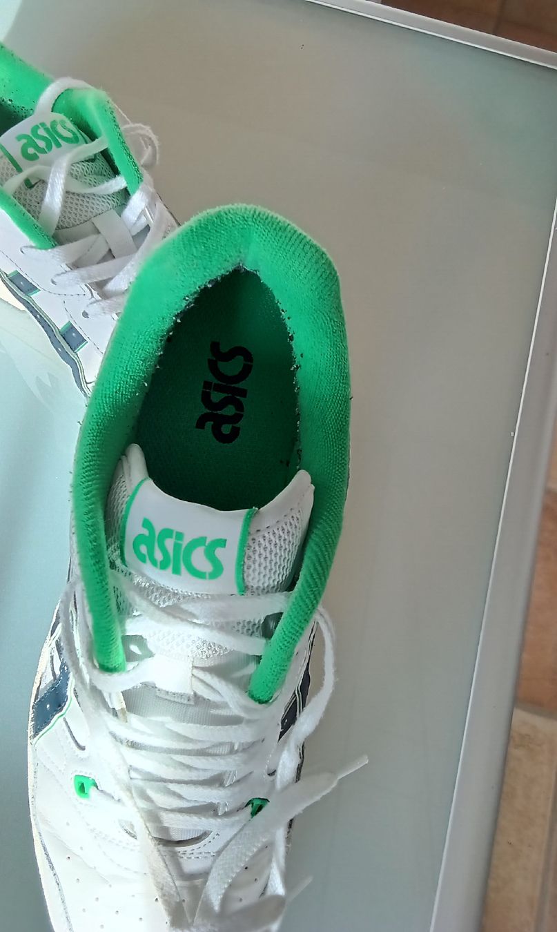Asics Scarpe da uomo: Asics EX 89 Grösse 44 – Usato da Bonstetten venduto da Lazerguyi 1