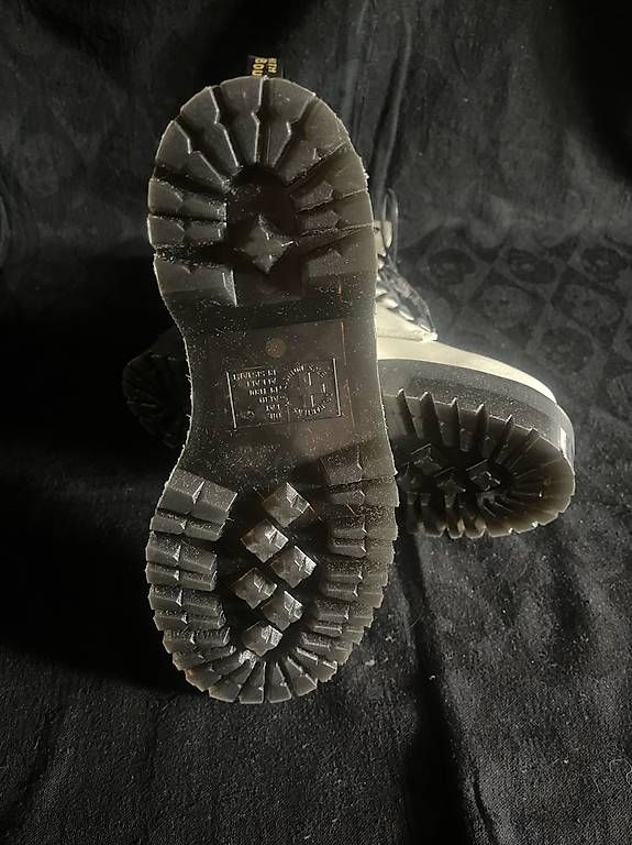Chaussures hommes: Dr Martens  – Neuf avec emballage d'origine à Bernex par scal380 2
