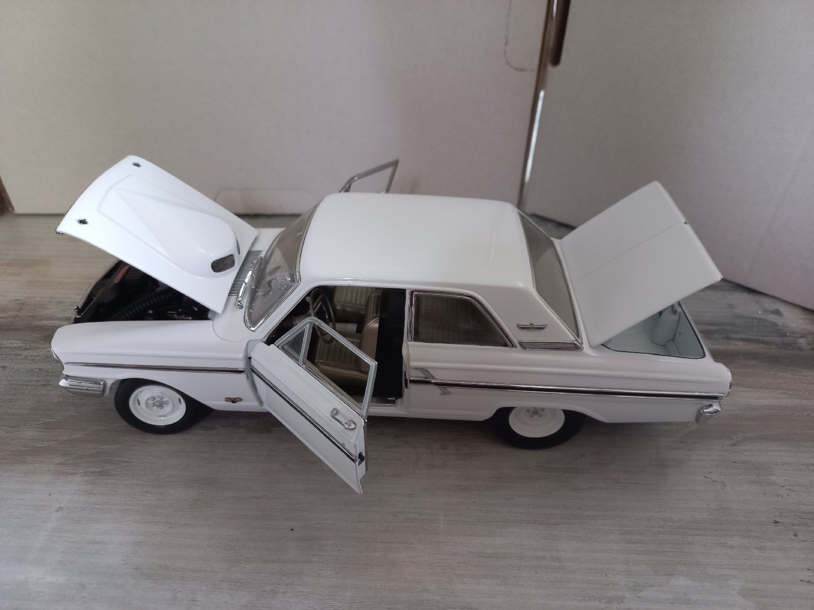 Ford Modellautos: Ford Fairlane Thunderbolt 1/18 Précision 100 – Gebraucht aus Attalens von remy_s00 5