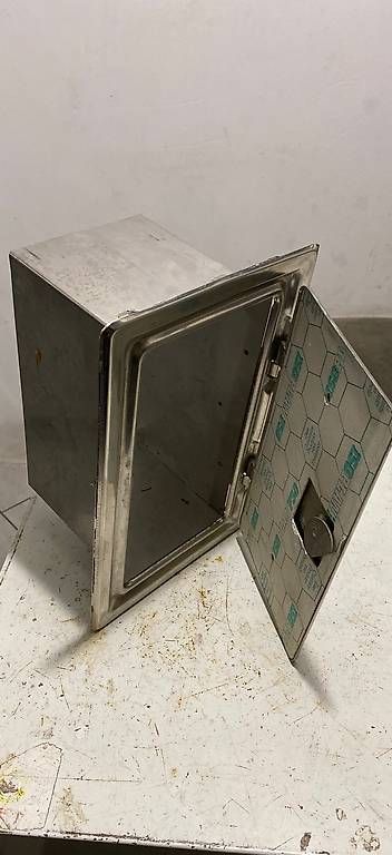 Camini: Kamin Rust – Usato da Seewen SZ venduto da holx 1