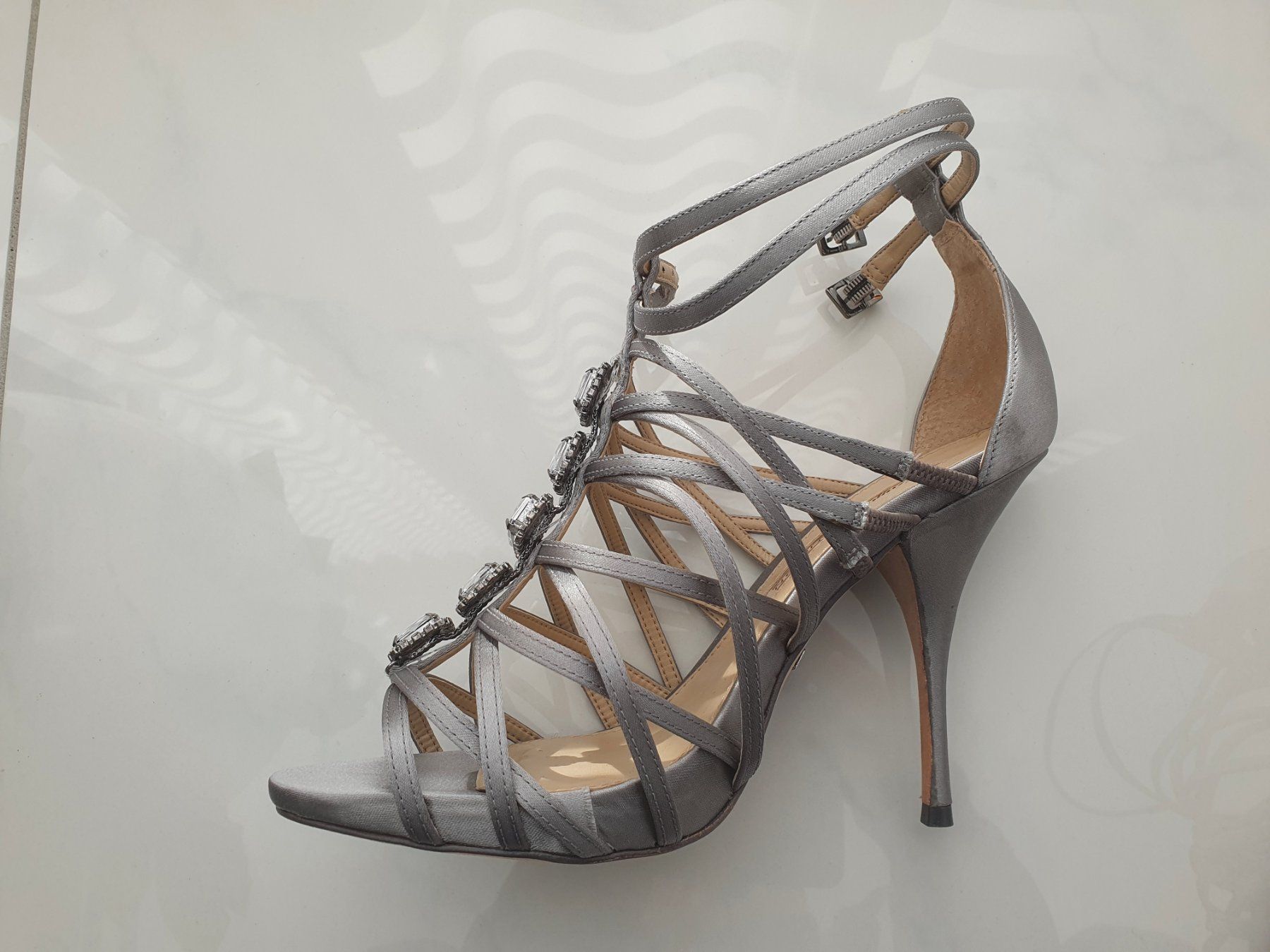 Buffalo Scarpe da donna: Buffalo High Heels / Pumps (Grösse 40) – Nuovo (secondo la descrizione) da Hombrechtikon venduto da Ojk